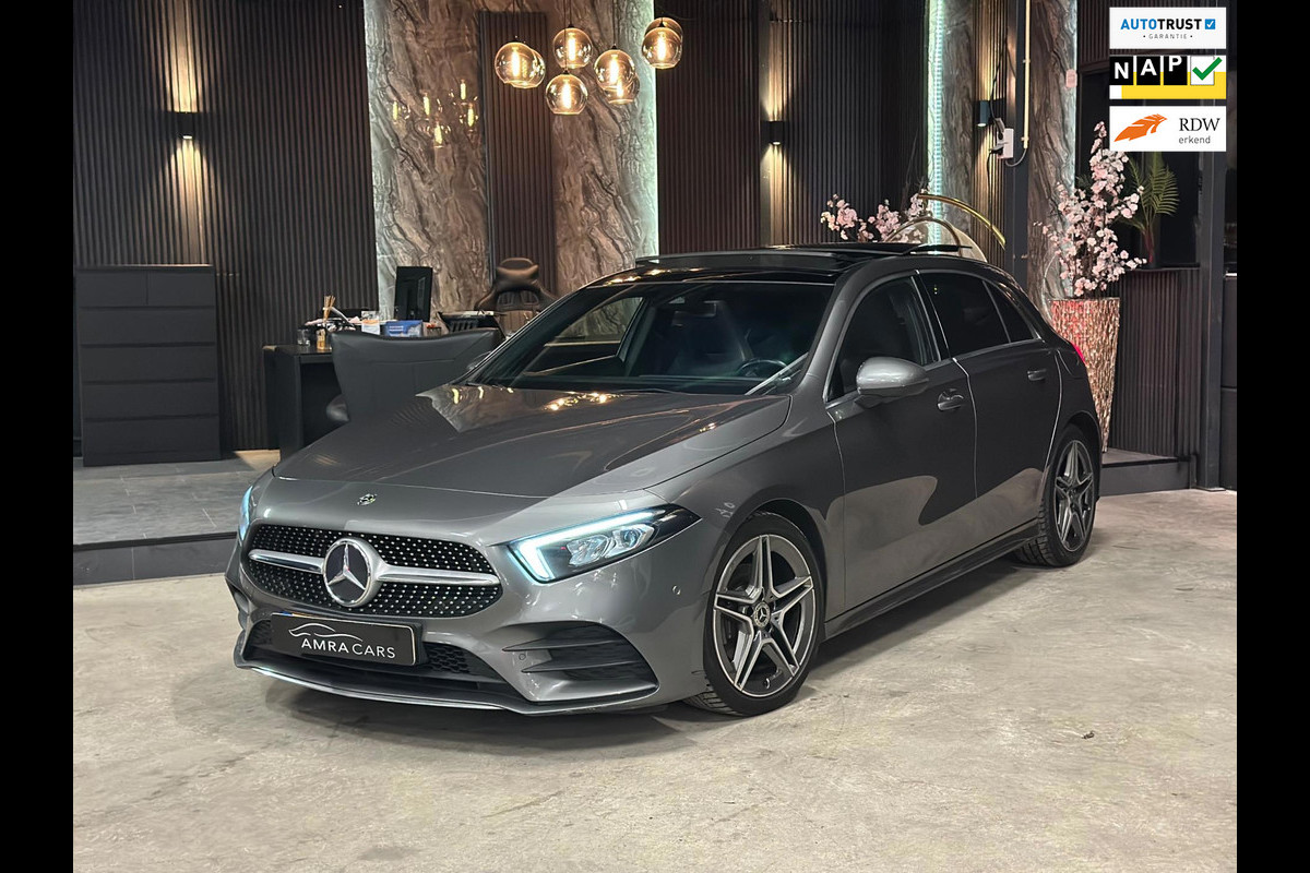 Mercedes-Benz A-Klasse 180d AMG|PANO|SFEER|MEMORY|BOMVOL!! Mercedes-Benz A-Klasse 180d AMG|PANO|SFEER|MEMORY|BOMVOL!!