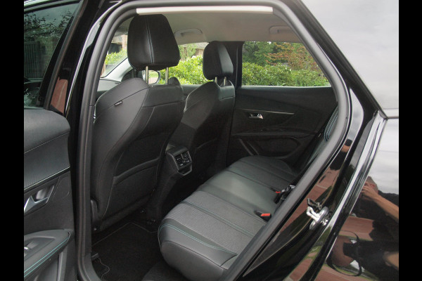 Peugeot 3008 1.2 PureTech Allure | Camera | Apple Carplay | Cruise Control | Automaat | Virtual Cockpit |