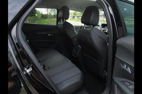 Peugeot 3008 1.2 PureTech Allure | Camera | Apple Carplay | Cruise Control | Automaat | Virtual Cockpit |