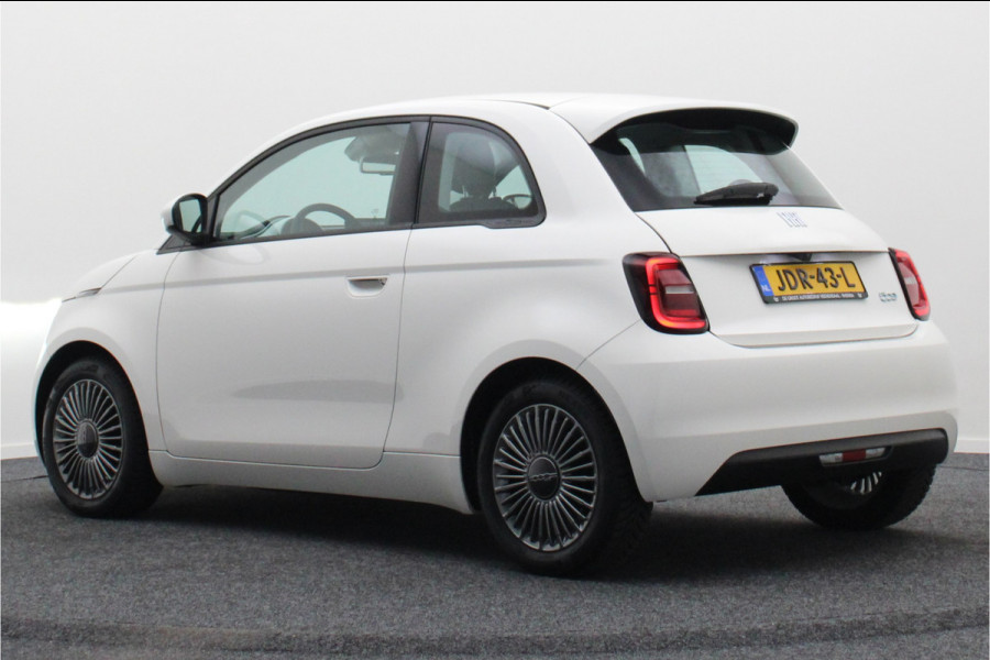 Fiat 500 Icon 42 kWh Virtual Cockpit, Camera, Rijstrooksensor, Cruise, Apple Carplay, DAB, 16''