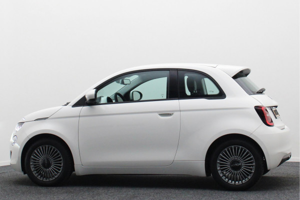 Fiat 500 Icon 42 kWh Virtual Cockpit, Camera, Rijstrooksensor, Cruise, Apple Carplay, DAB, 16''