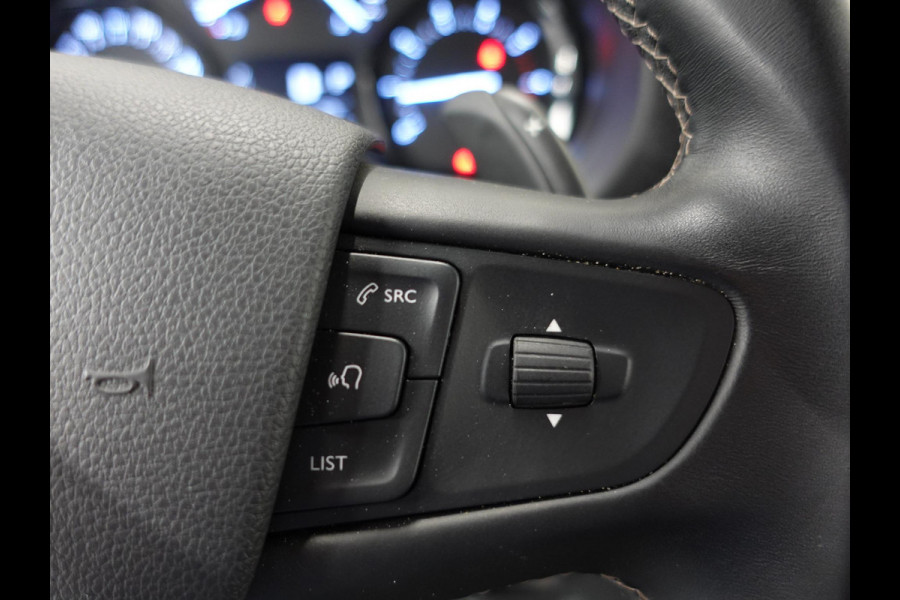 Opel Vivaro L3H1 Dubbele Cabine 144PK Automaat Airco Navi Bluetooth Trekhaak