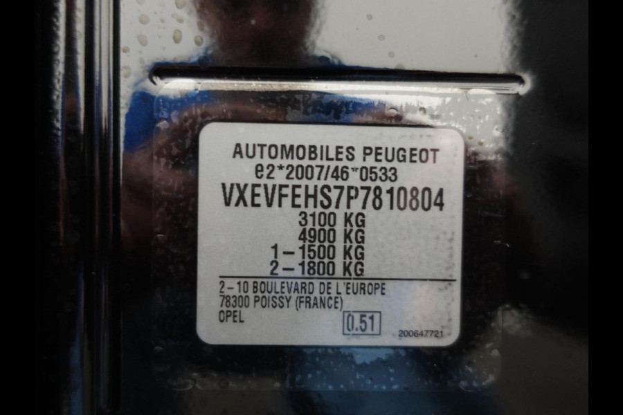 Opel Vivaro L3H1 Dubbele Cabine 144PK Automaat Airco Navi Bluetooth Trekhaak
