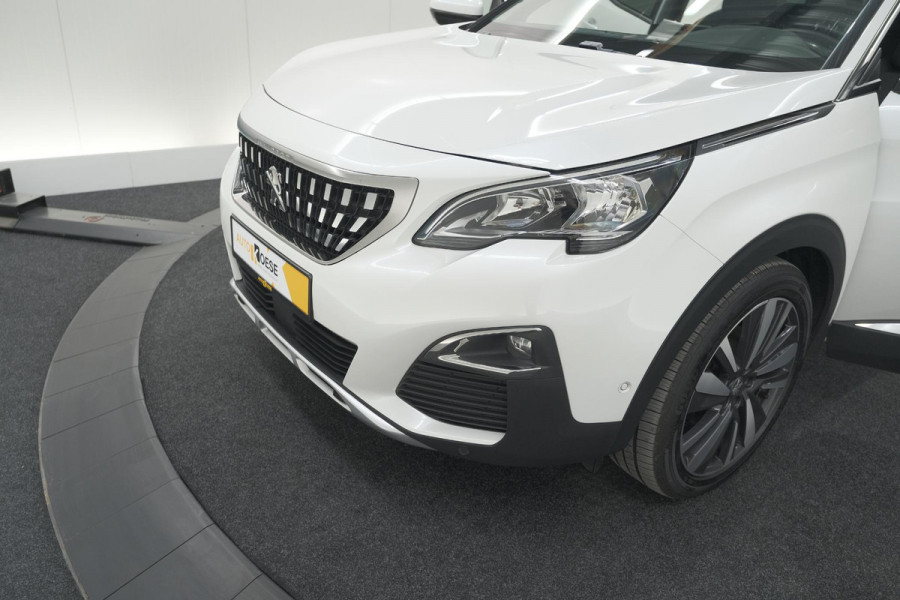 Peugeot 3008 PureTech 130 Allure | Camera | Dodehoekdetectie | Elektronische Kofferklep | Apple Carplay