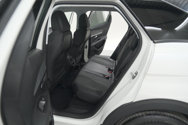 Peugeot 3008 PureTech 130 Allure | Camera | Dodehoekdetectie | Elektronische Kofferklep | Apple Carplay