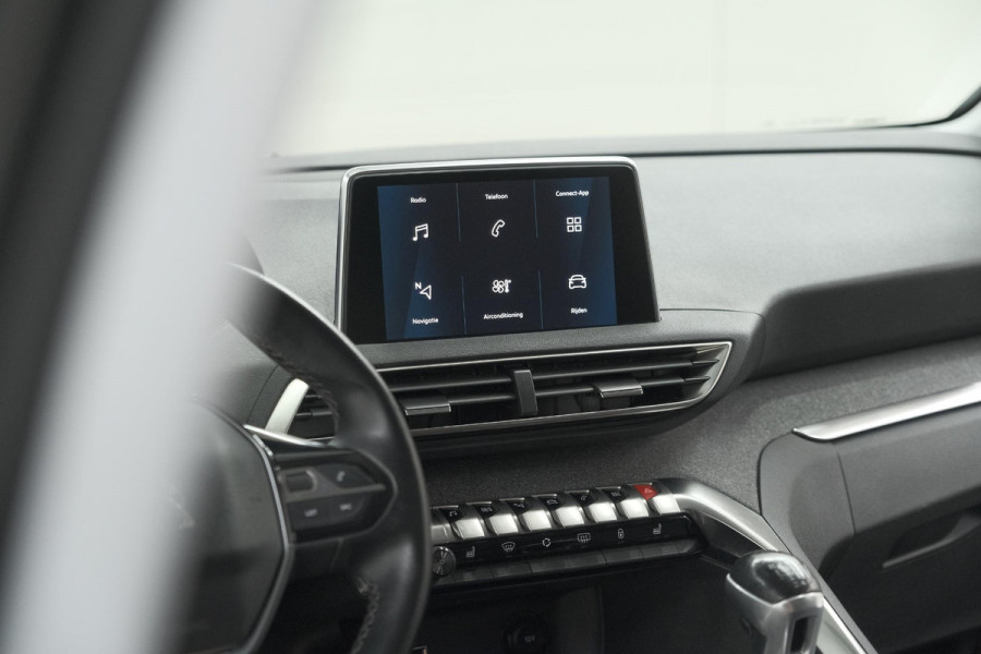 Peugeot 3008 PureTech 130 Allure | Camera | Dodehoekdetectie | Elektronische Kofferklep | Apple Carplay