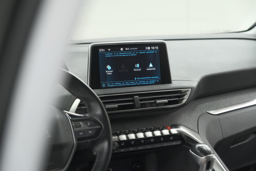 Peugeot 3008 PureTech 130 Allure | Camera | Dodehoekdetectie | Elektronische Kofferklep | Apple Carplay