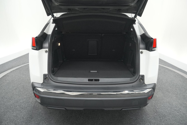 Peugeot 3008 PureTech 130 Allure | Camera | Dodehoekdetectie | Elektronische Kofferklep | Apple Carplay