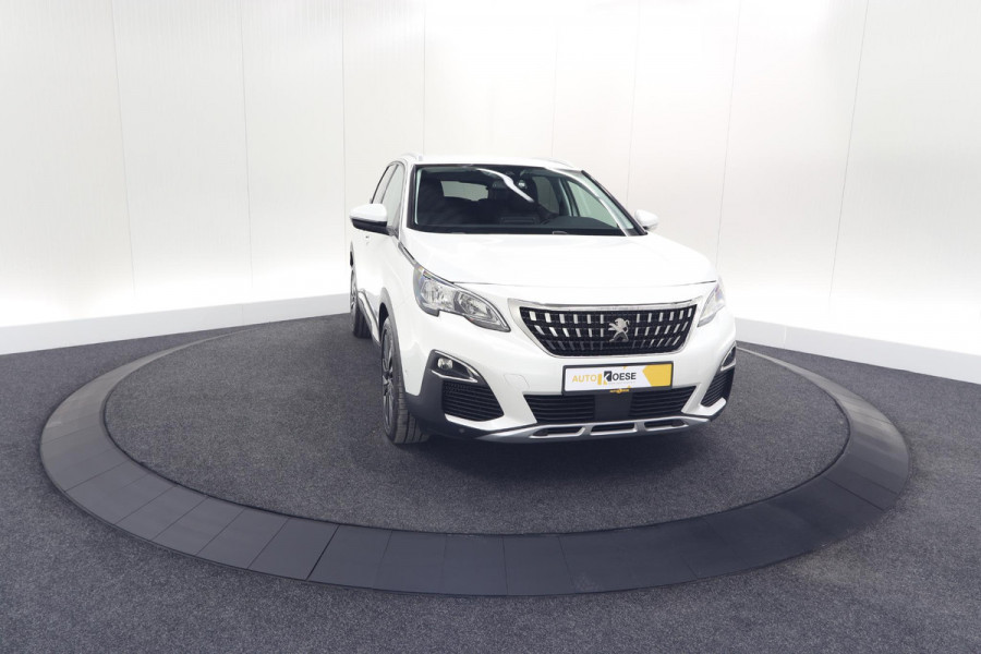Peugeot 3008 PureTech 130 Allure | Camera | Dodehoekdetectie | Elektronische Kofferklep | Apple Carplay