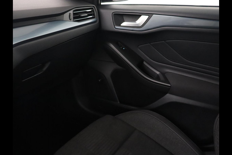 Ford FOCUS Wagon 1.0 EcoBoost Active Busines | Carplay | Navigatie | Cruise control | Airco | Bluetooth | PDC | LED | LMV 17 inch