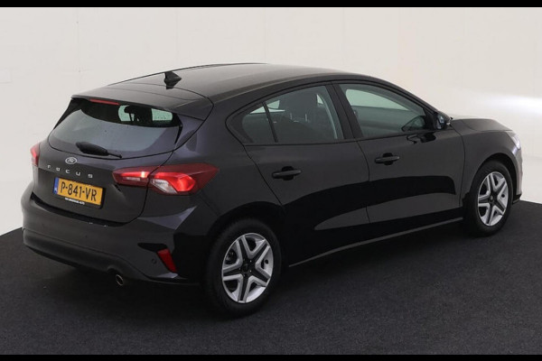 Ford Focus 1.0 EcoBoost Connected, 15000 km!! 1 e eigenaar, Nederlandse auto met nationale auto pas