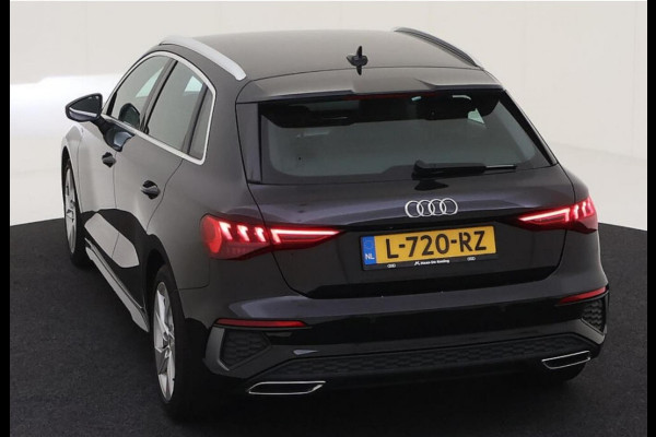Audi A3 Sportback 30 TFSI S edition, 2 X S-LINE, 1e eigenaar, 1/2 lederen sportinterieur, NL auto met nationale auto pas