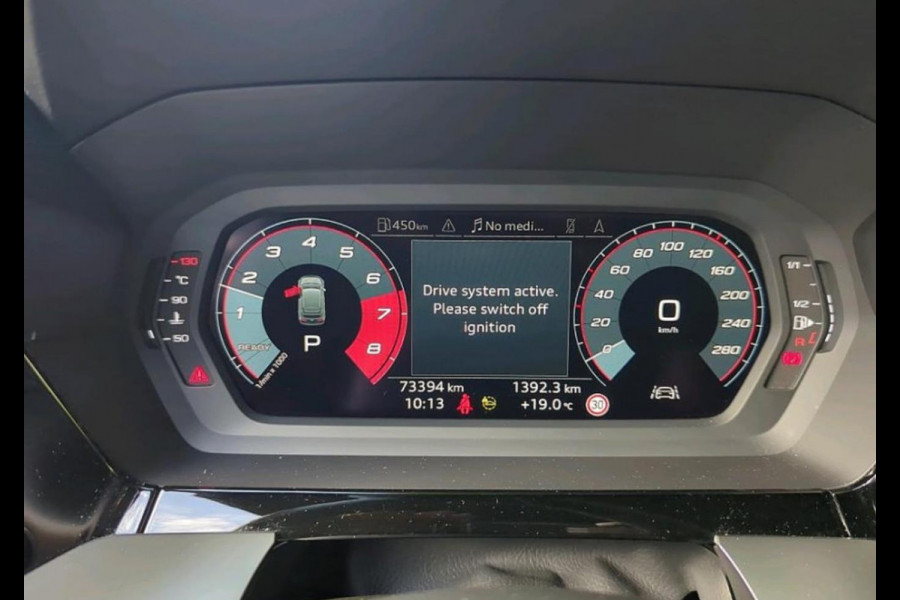 Audi A3 Sportback 30 TFSI S edition, 2 X S-LINE, 1e eigenaar, 1/2 lederen sportinterieur, NL auto met nationale auto pas