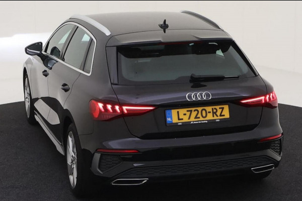 Audi A3 Sportback 30 TFSI S edition, 2 X S-LINE, 1e eigenaar, 1/2 lederen sportinterieur, NL auto met nationale auto pas
