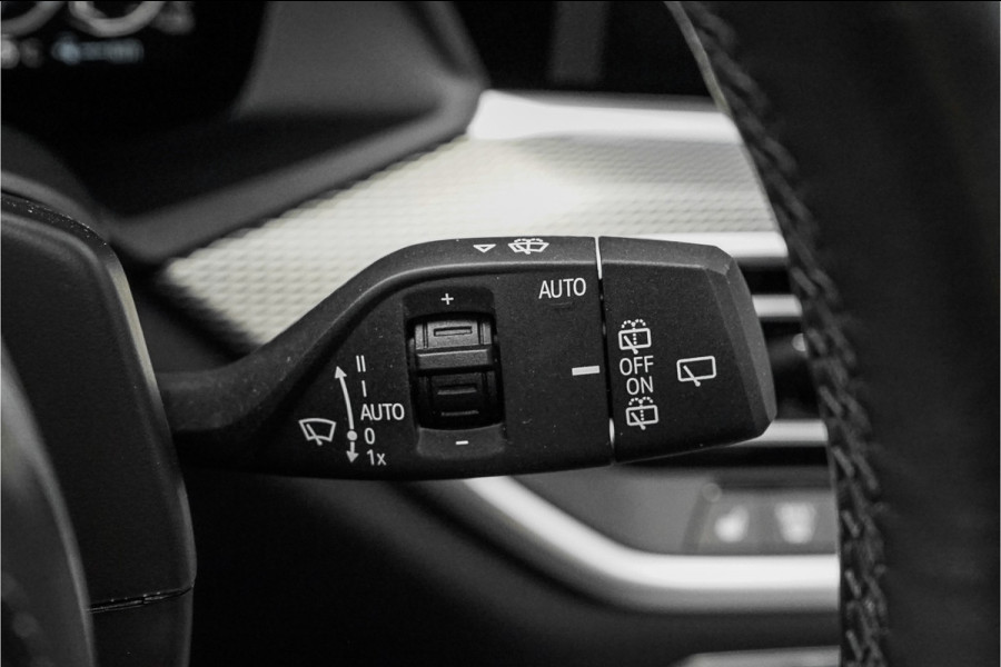 BMW X5 xDrive45e High Ex M-Sport Pano Laser Luchtvering 360° Camera