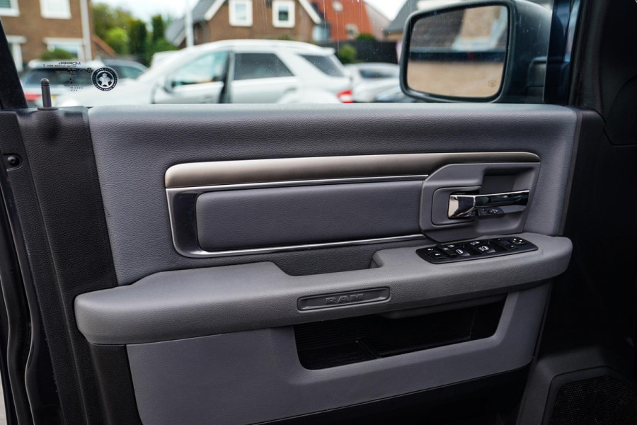 Dodge Ram 1500SLT | Sport | AUTOMAAT DEFECT > Lees omschrijving | Camera | Trekhaak