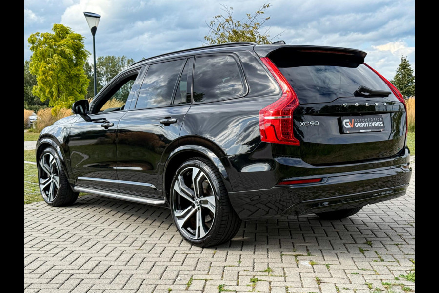 Volvo XC90 2.0 T8 Recharge AWD R-Design Luchtvering|Panorama|Trekhaak|360 Camera|Massage|HUD|22''