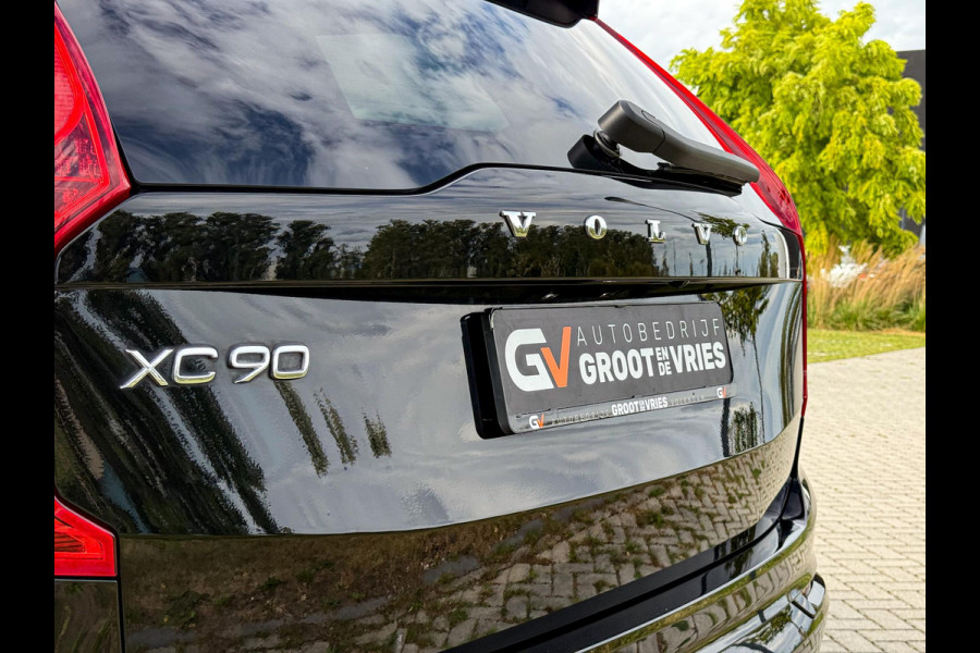 Volvo XC90 2.0 T8 Recharge AWD R-Design Luchtvering|Panorama|Trekhaak|360 Camera|Massage|HUD|22''