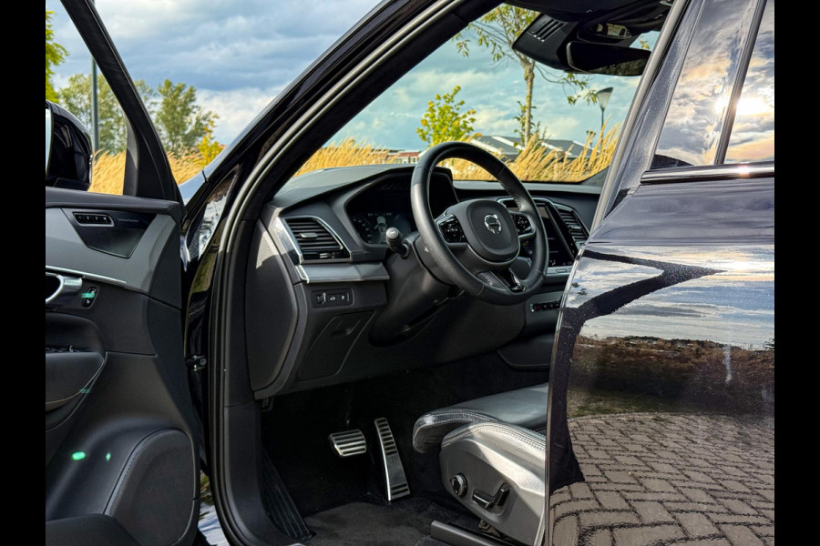 Volvo XC90 2.0 T8 Recharge AWD R-Design Luchtvering|Panorama|Trekhaak|360 Camera|Massage|HUD|22''