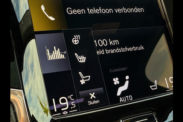 Volvo XC90 2.0 T8 Recharge AWD R-Design Luchtvering|Panorama|Trekhaak|360 Camera|Massage|HUD|22''
