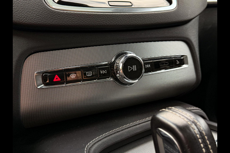 Volvo XC90 2.0 T8 Recharge AWD R-Design Luchtvering|Panorama|Trekhaak|360 Camera|Massage|HUD|22''