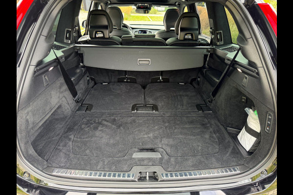 Volvo XC90 2.0 T8 Recharge AWD R-Design Luchtvering|Panorama|Trekhaak|360 Camera|Massage|HUD|22''