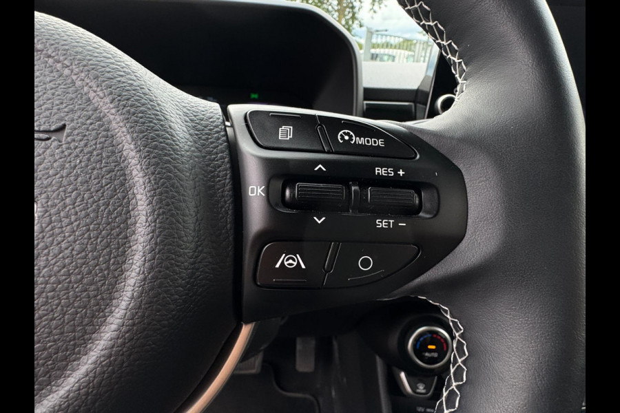 Kia Picanto 1.0 DPI ExecutiveLine NIEUWSTE MODEL / AUTOMAAT/ CAMERA / PDC / NAVIGATIE / LED / CARPLAY / STUUR EN STOELVERW. / LMV
