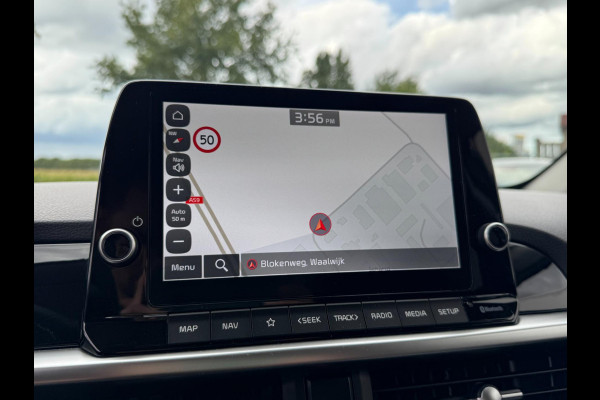Kia Picanto 1.0 DPI ExecutiveLine NIEUWSTE MODEL / AUTOMAAT/ CAMERA / PDC / NAVIGATIE / LED / CARPLAY / STUUR EN STOELVERW. / LMV