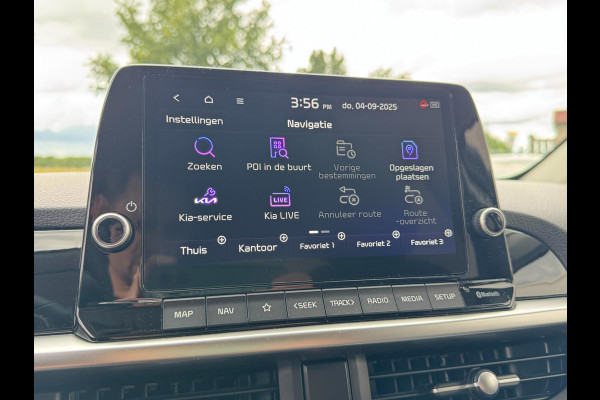 Kia Picanto 1.0 DPI ExecutiveLine NIEUWSTE MODEL / AUTOMAAT/ CAMERA / PDC / NAVIGATIE / LED / CARPLAY / STUUR EN STOELVERW. / LMV