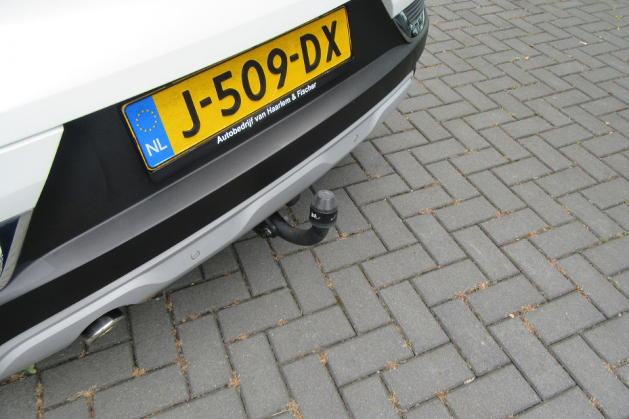 Renault Captur 1.0 TCe 100 Intens, Navi, Camera, Trekhaak