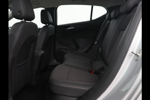 Opel Astra 1.4 Turbo Innovation | Automaat | Carplay | Cruise Control | Climate Control | Navigatie | PDC | LED | Lane Assist | Bleutooth