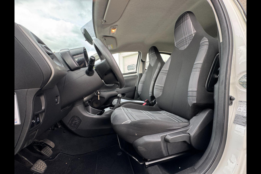Peugeot 108 1.0 e-VTi Active BLUETOOTH BELLEN & MEDIA / AIRCO / NL AUTO