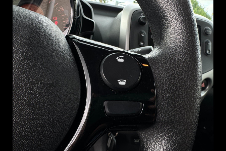 Peugeot 108 1.0 e-VTi Active BLUETOOTH BELLEN & MEDIA / AIRCO / NL AUTO