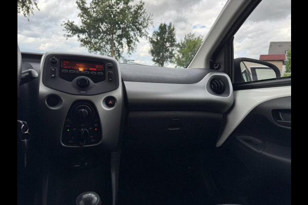 Peugeot 108 1.0 e-VTi Active BLUETOOTH BELLEN & MEDIA / AIRCO / NL AUTO