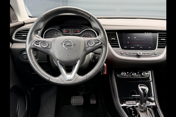Opel Grandland X 1.2 Turbo Innovation 2e Eigenaar,Trekhaak,Halfleder,131pk,Navi,Clima,Cruise,Camera,Apple Carplay,PDC V+A,Dodehoek Detectie,Nieuwe APK bij Aflevering