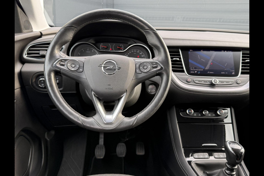 Opel Grandland X 1.2 Turbo Ultimate 1e Eigenaar,Navi,Clima,Cruise,Camera,Trekhaak,D riem v.v. bij 38.000 km,Apple Carplay,Stoelverwarming,6 Bak,131pk,APK tot 01-2026