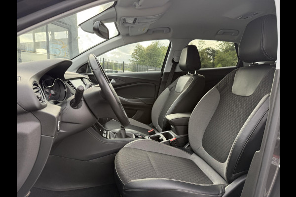 Opel Grandland X 1.2 Turbo Ultimate 1e Eigenaar,Navi,Clima,Cruise,Camera,Trekhaak,D riem v.v. bij 38.000 km,Apple Carplay,Stoelverwarming,6 Bak,131pk,APK tot 01-2026