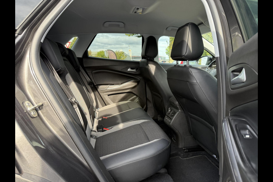 Opel Grandland X 1.2 Turbo Ultimate 1e Eigenaar,Navi,Clima,Cruise,Camera,Trekhaak,D riem v.v. bij 38.000 km,Apple Carplay,Stoelverwarming,6 Bak,131pk,APK tot 01-2026