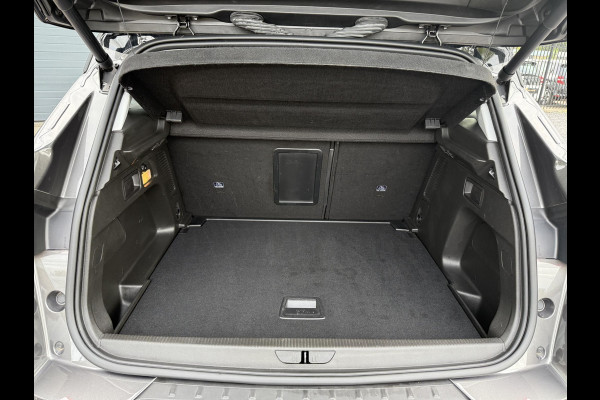 Opel Grandland X 1.2 Turbo Ultimate 1e Eigenaar,Navi,Clima,Cruise,Camera,Trekhaak,D riem v.v. bij 38.000 km,Apple Carplay,Stoelverwarming,6 Bak,131pk,APK tot 01-2026