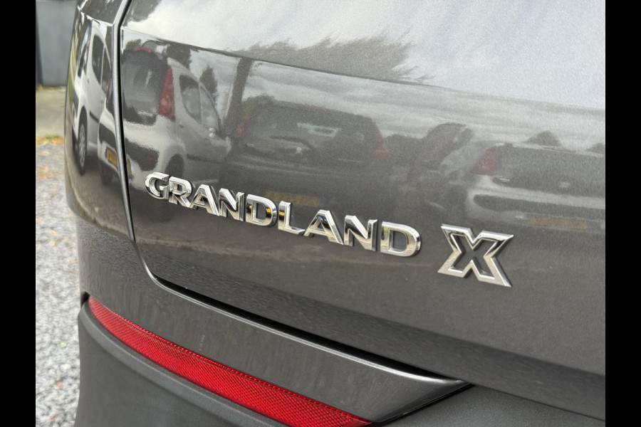 Opel Grandland X 1.2 Turbo Ultimate 1e Eigenaar,Navi,Clima,Cruise,Camera,Trekhaak,D riem v.v. bij 38.000 km,Apple Carplay,Stoelverwarming,6 Bak,131pk,APK tot 01-2026