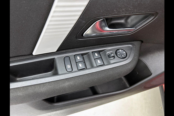 Citroën C4 1.2 Puretech Feel NAV-CARPLAY | CRUISE