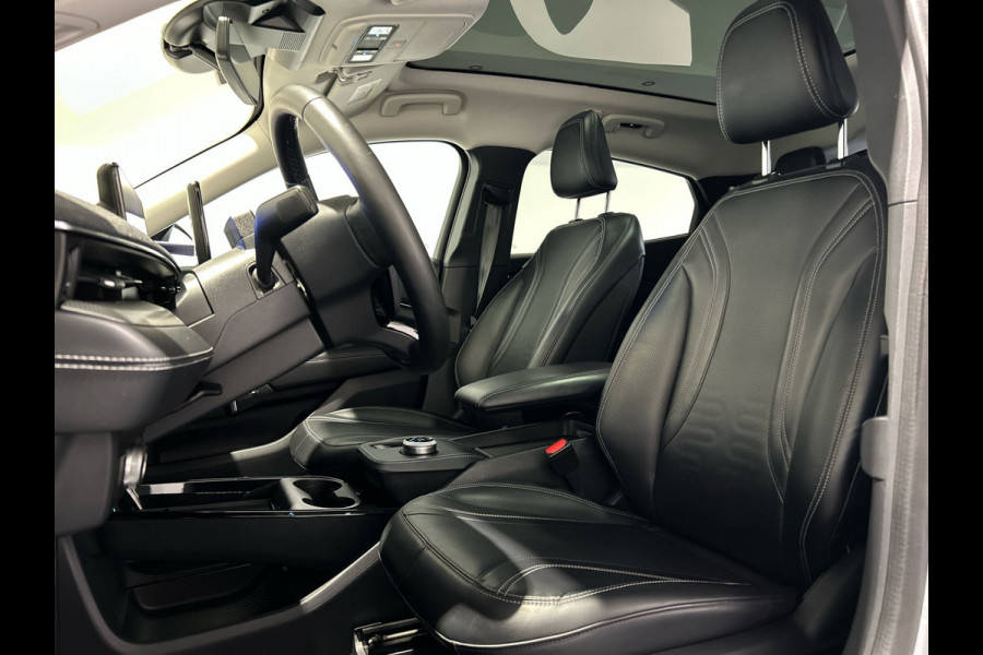 Ford Mustang Mach-E Extended RWD 98 kWh | Achteruitrijcamera | Intelligent adaptive cruise control & speed assist | SoH (batterijcheck) 93,7 % score!