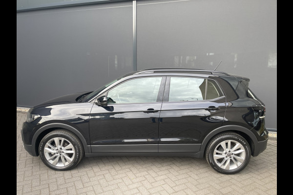 Volkswagen T-Cross 1.0 TSI Life Achteruitrijcamera - Cruise control - Airco - Trekhaak - Dakrails - Stuur leder - Stuur multifunctioneel