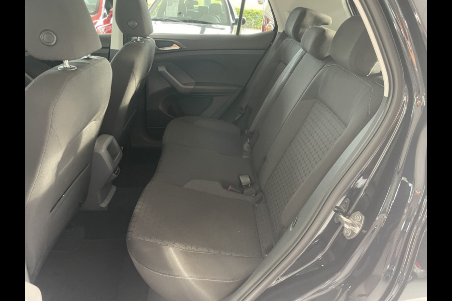 Volkswagen T-Cross 1.0 TSI Life Achteruitrijcamera - Cruise control - Airco - Trekhaak - Dakrails - Stuur leder - Stuur multifunctioneel