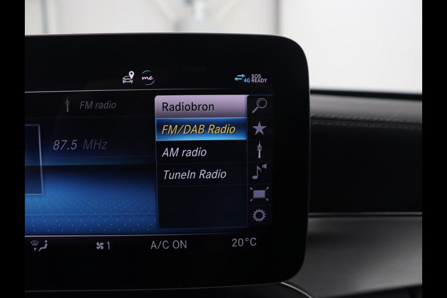 Mercedes-Benz C-Klasse Estate 300 e Business Solution AMG Limited | Panoramadak | Trekhaak | Cruise Control | 360 Camera | Stoelverwarming | Carplay | Sfeerverlichting | PHEV | Elektrische Achterklep