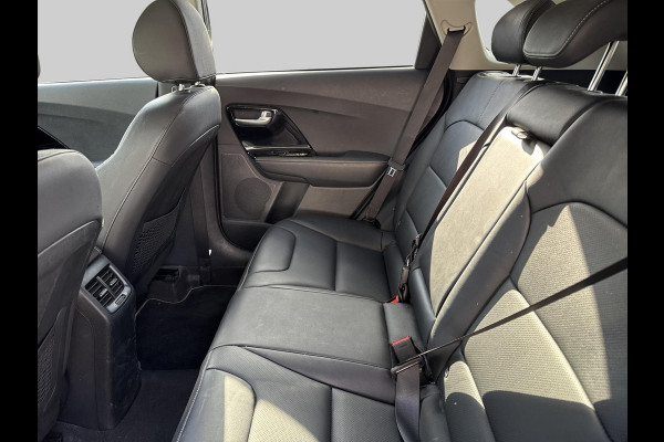 Kia Niro 1.6 GDi Hybrid ExecutiveLine | volleder | schuifdak | ACC | JBL Audio | stoelverwarming | stoelventilatie | LED | PDC
