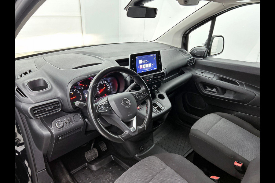 Opel Combo 1.5D L2H1 Edition Airco Navi PDC Achter  App-connect DAB+ Trekhaak