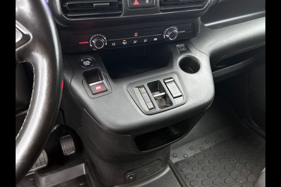 Opel Combo 1.5D L2H1 Edition Airco Navi PDC Achter  App-connect DAB+ Trekhaak
