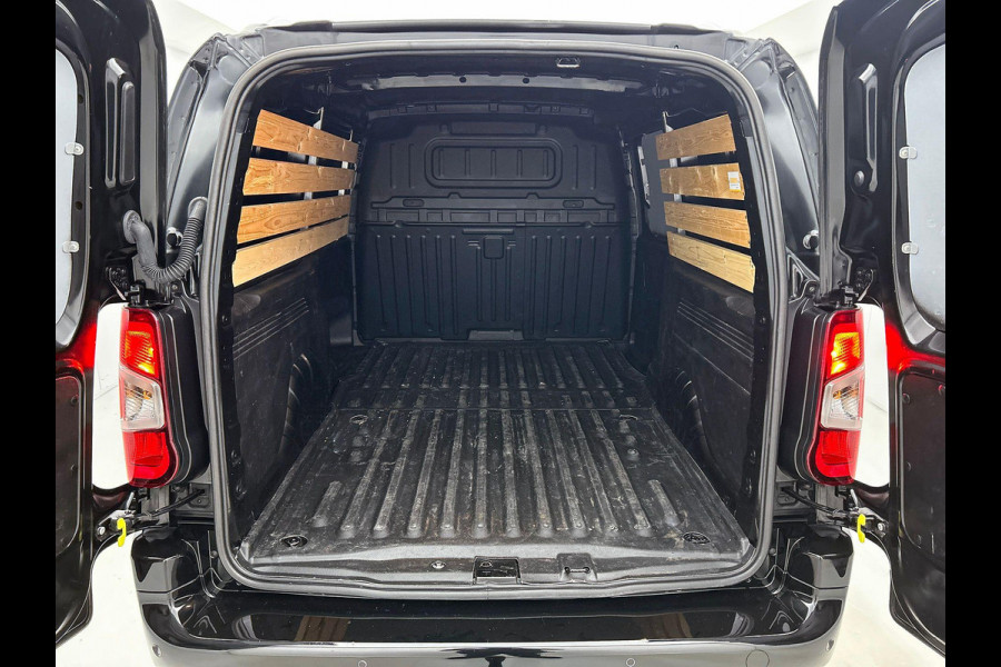 Opel Combo 1.5D L2H1 Edition Airco Navi PDC Achter  App-connect DAB+ Trekhaak