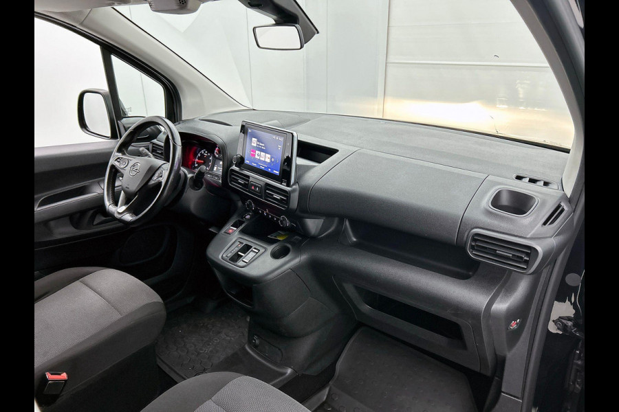 Opel Combo 1.5D L2H1 Edition Airco Navi PDC Achter  App-connect DAB+ Trekhaak